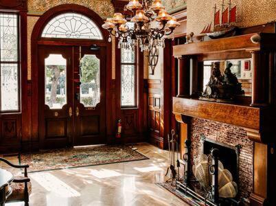 Classic King With Balcony At Curry Mansion Кі-Вест Екстер'єр фото